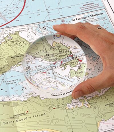 CRYSTAL MAGNIFIER (4X) WITH COMPASS ROSE